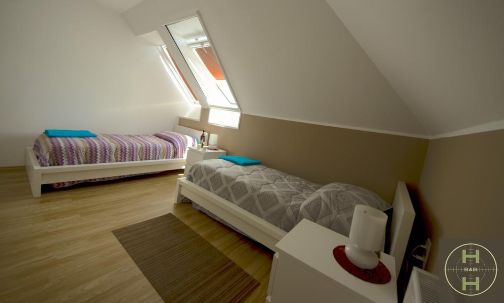 Hunters House Kft Bed And Breakfast Toltestava Exterior foto