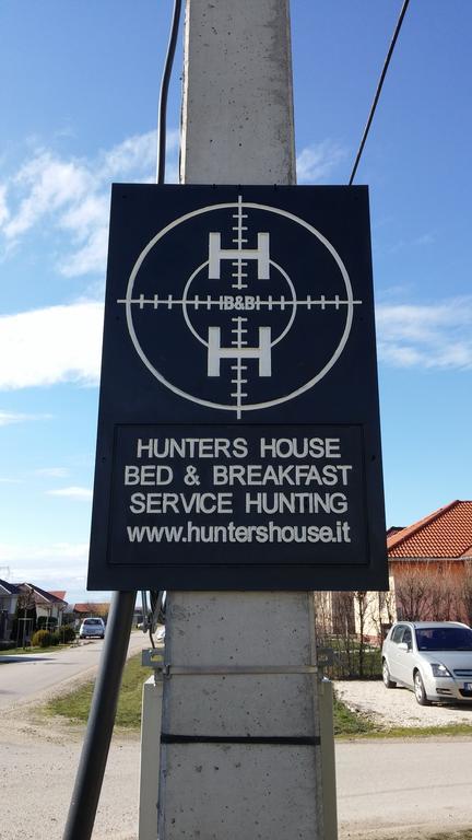 Hunters House Kft Bed And Breakfast Toltestava Exterior foto