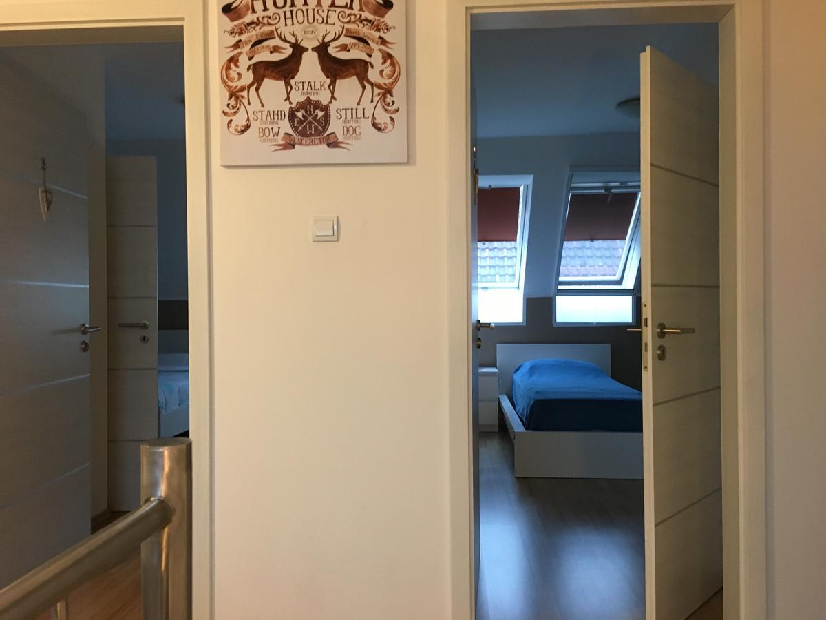 Hunters House Kft Bed And Breakfast Toltestava Exterior foto
